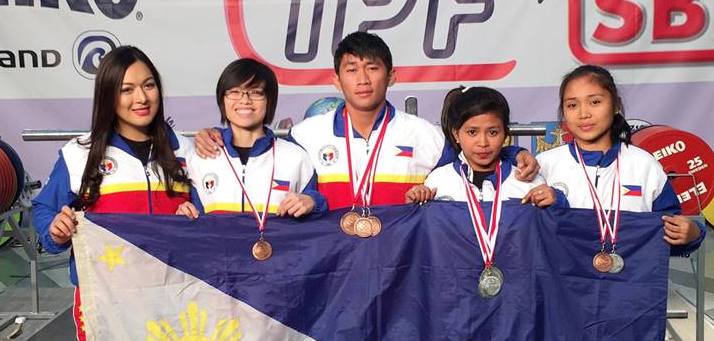 world-class-powerlifter-joan